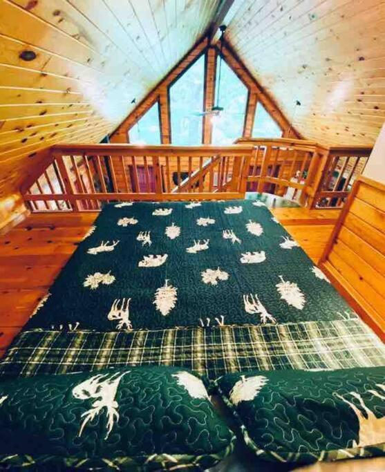 The Loft At Bear Mountain Log Cabins Eureka Springs Ngoại thất bức ảnh